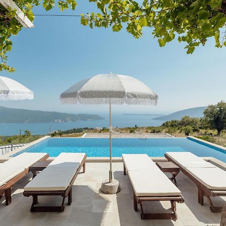Amazing Home In Herceg Novi With House Sea View Екстериор снимка