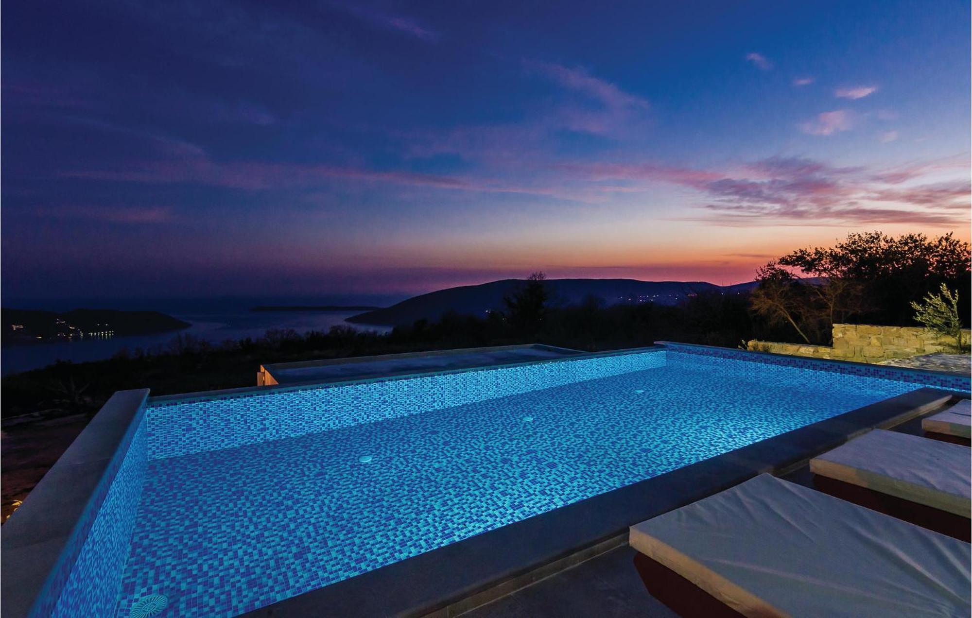 Amazing Home In Herceg Novi With House Sea View Екстериор снимка